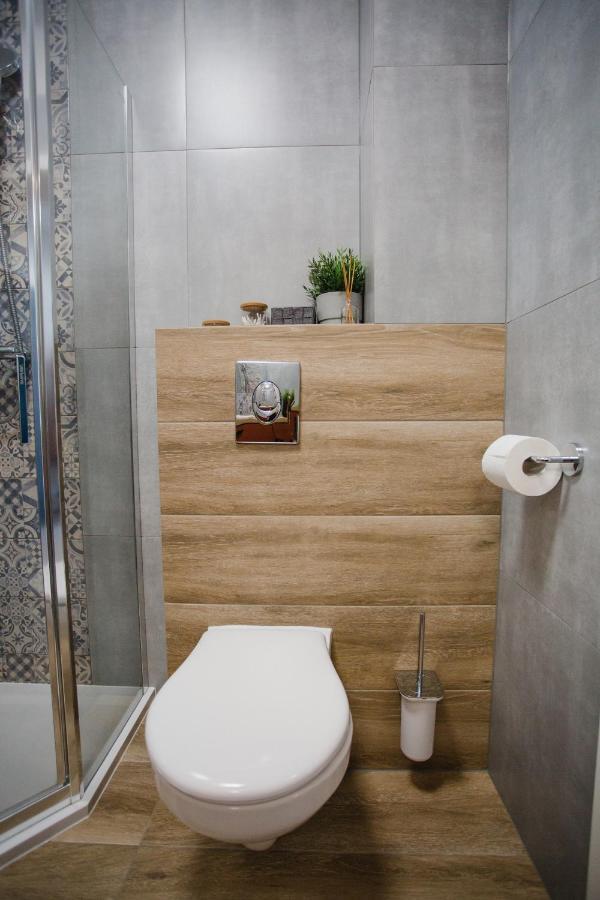 W&K Apartments - Ginger Suite - Faktura Vat, Parking Κοστζαλίν Εξωτερικό φωτογραφία